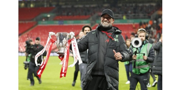 Liverpool voitti 10. EFL Cupin mestaruuden